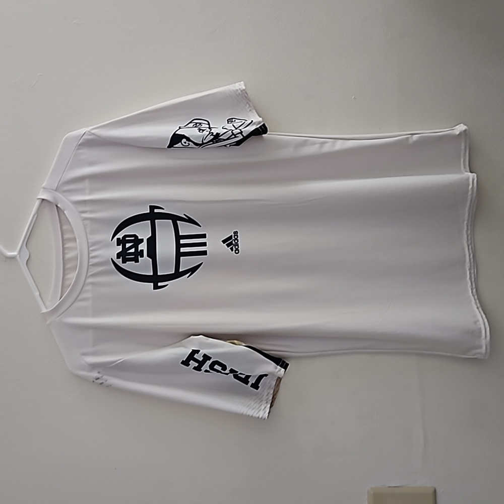 Adidas Medium Dri Fit Material TSHIRT